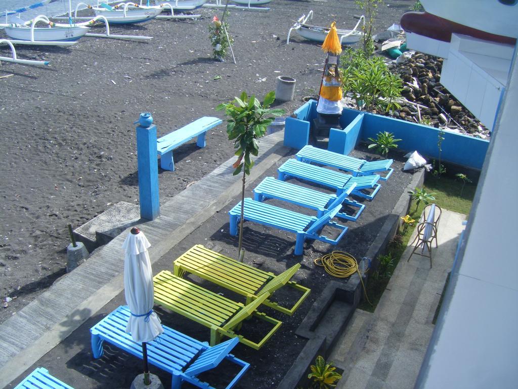 De Adema Guesthouse Amed  Ngoại thất bức ảnh
